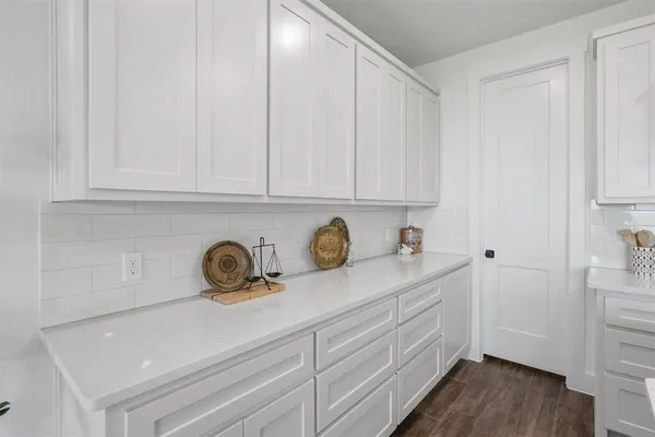 $345,000 | 944 Huckleberry Lane, Tolar, TX 76476