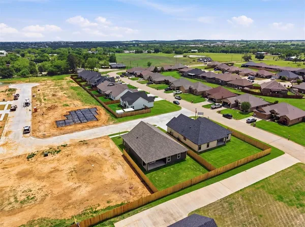 $345,000 | 944 Huckleberry Lane, Tolar, TX 76476