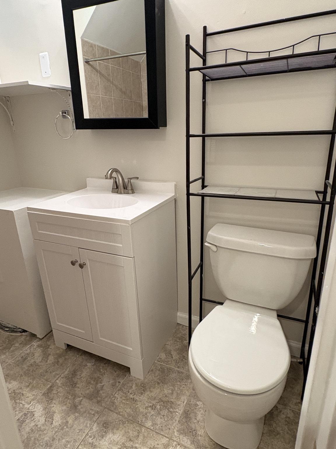 4305 Pleasant Valley Road Chantilly, VA 20151 - Photo 17 of 21 Full bathroom in basement