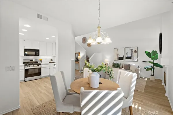 $900,000 | 73 Morning Glory, Rancho Santa Margarita, CA 92688