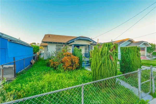 $445,000 | 315 West Cedar Street, Compton, CA 90220