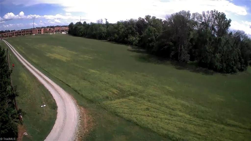 4361 Barrow Road High Point, NC 27265 - Photo 11 of 20