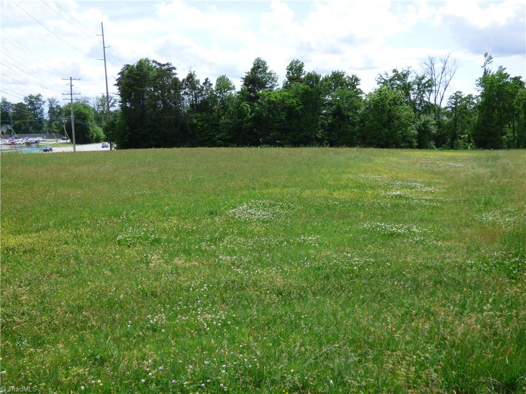 4361 Barrow Road High Point, NC 27265 - Photo 3 of 20