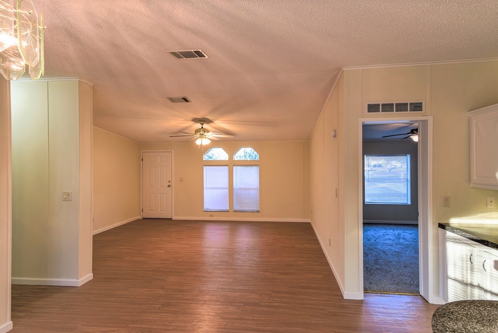 16280 Shell Court Loxley, AL 36551 - Photo 3 of 20 Living Room
