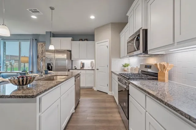 $344,990 | 137 Medina Lane, Rhome, TX 76078