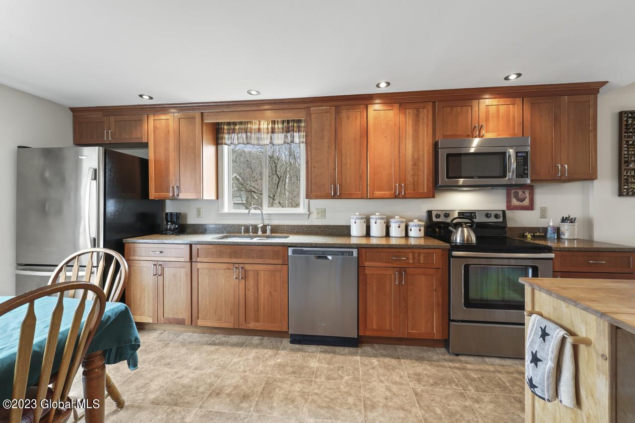3160 County Rte 30 Hebron, NY 12865 - Photo 5 of 48 04-07-2023-10