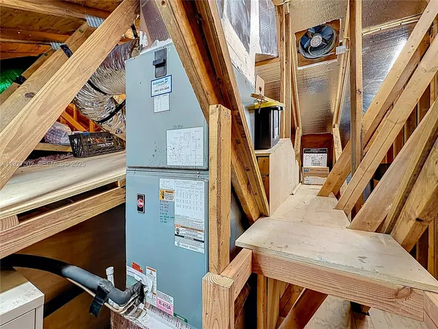 a view of an outdoor space