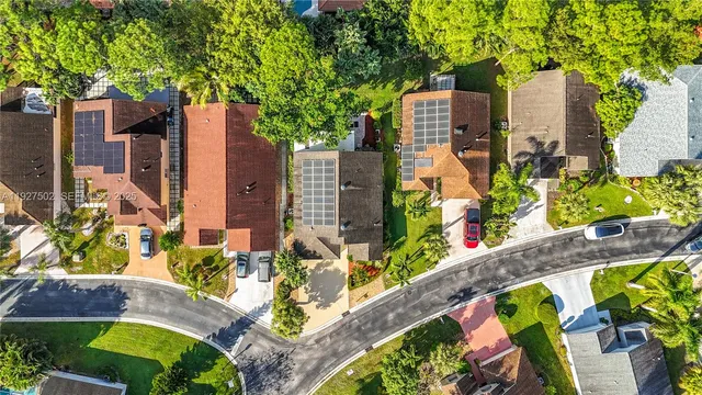 $467,000 | 356 Hammocks Trail, Greenacres, FL 33413