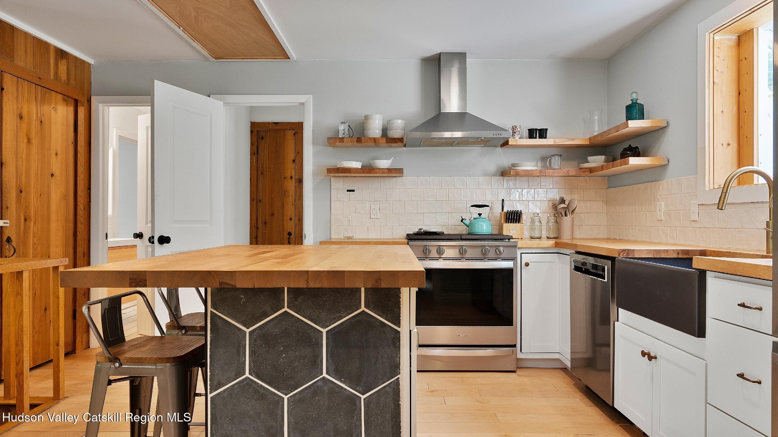 638 Fog Hill Road Austerlitz, NY 12017 - Photo 11 of 41 Kitchen