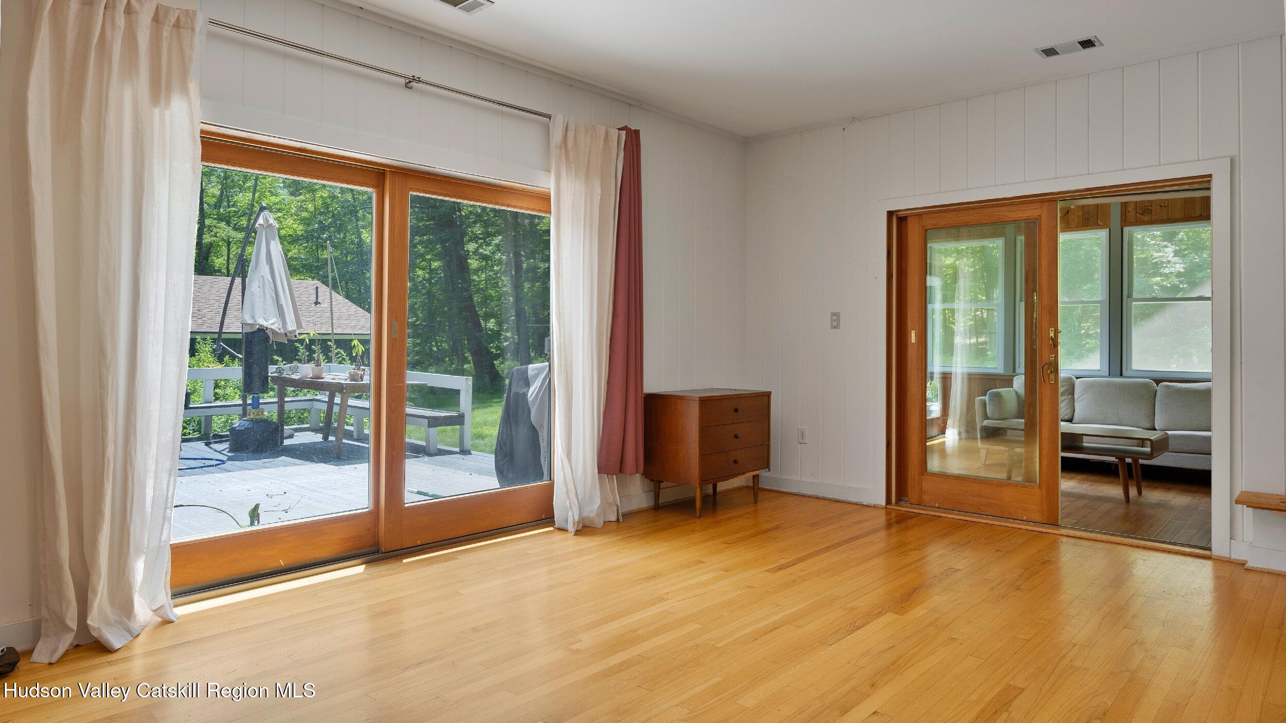 638 Fog Hill Road Austerlitz, NY 12017 - Photo 18 of 41 Living