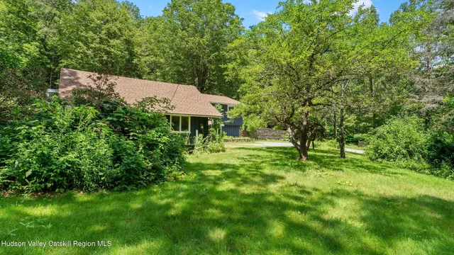 $400,000 | 638 Fog Hill Road, Austerlitz, NY 12017