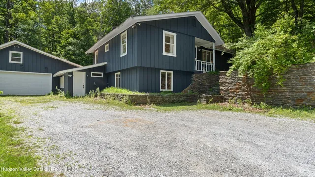 $400,000 | 638 Fog Hill Road, Austerlitz, NY 12017