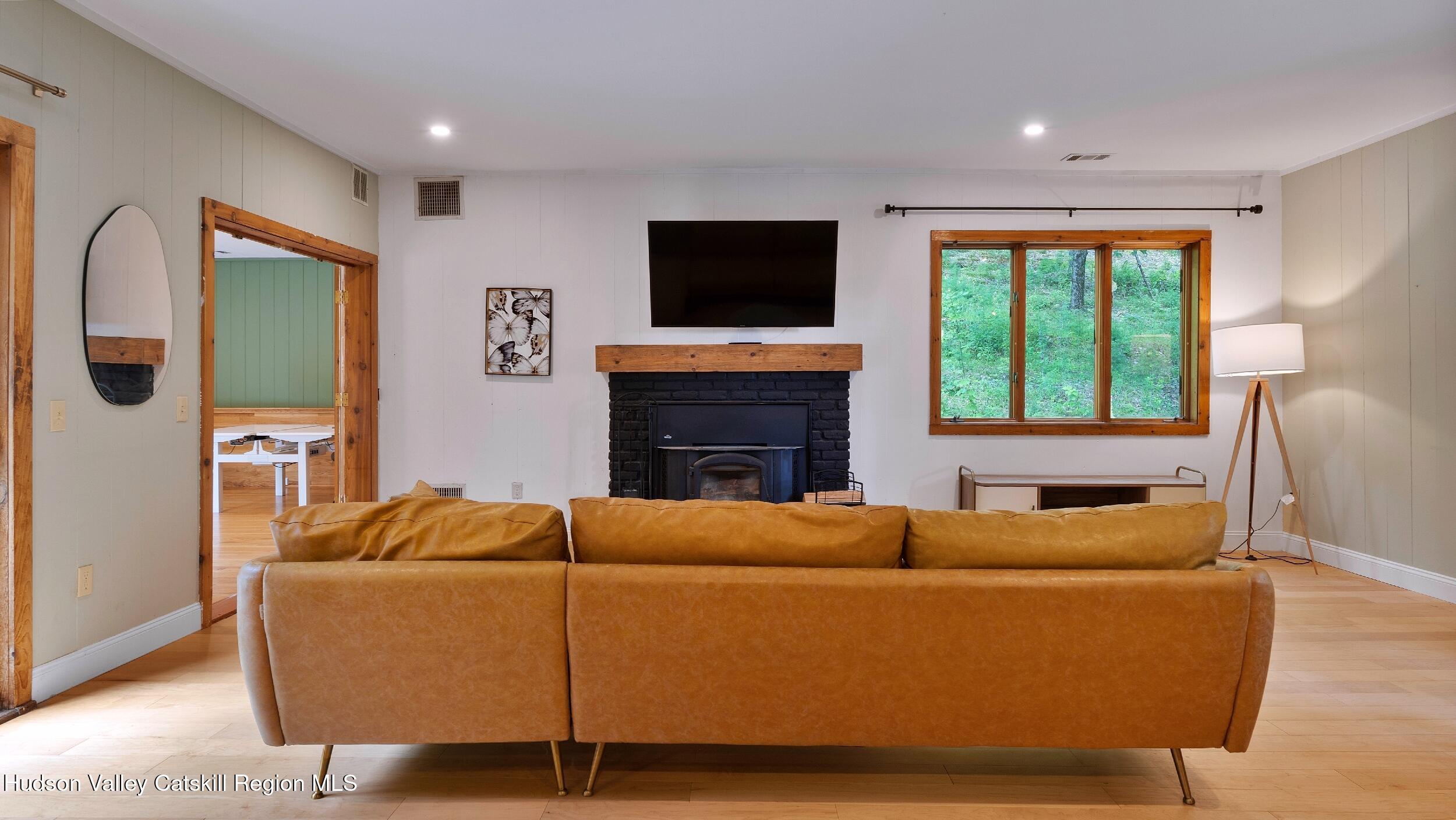 638 Fog Hill Road Austerlitz, NY 12017 - Photo 6 of 41 Living