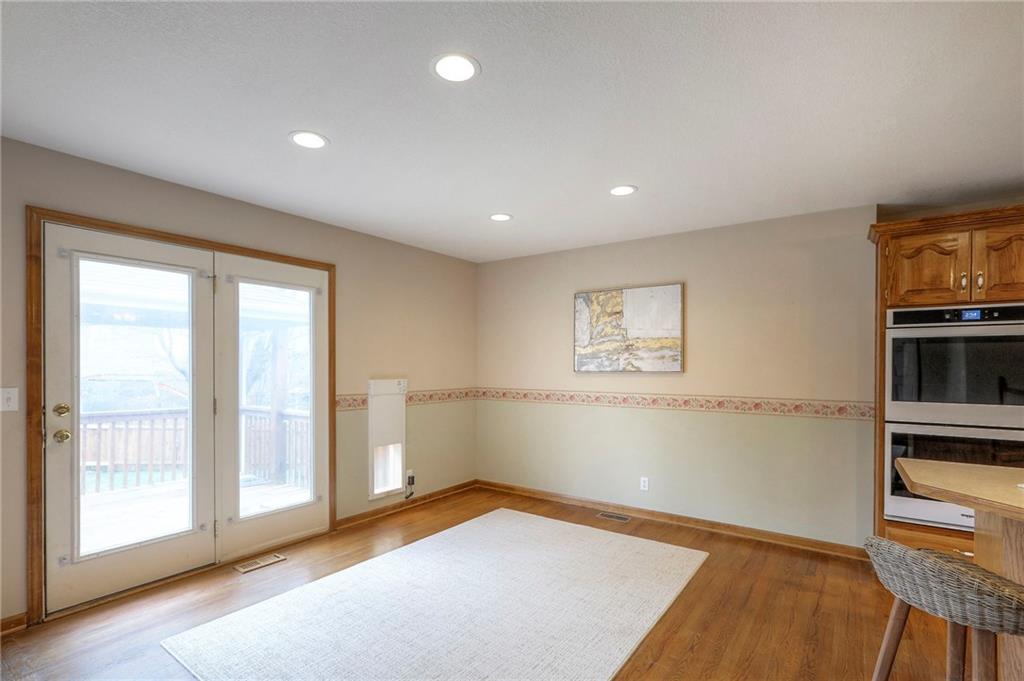 1105 Creekside Court Raymore, MO 64083 - Photo 11 of 40