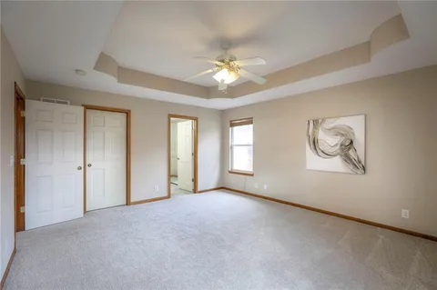 $325,000 | 1105 Creekside Court, Raymore, MO 64083