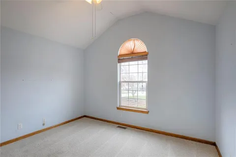 $325,000 | 1105 Creekside Court, Raymore, MO 64083