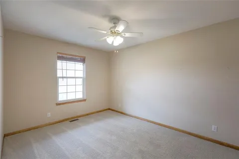 $325,000 | 1105 Creekside Court, Raymore, MO 64083