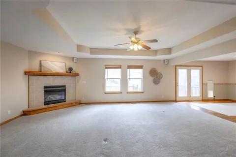 $325,000 | 1105 Creekside Court, Raymore, MO 64083