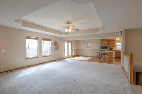 $325,000 | 1105 Creekside Court, Raymore, MO 64083