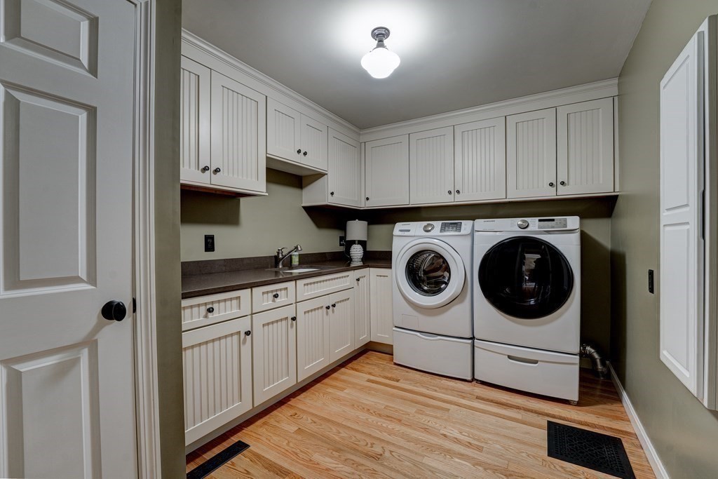 465 Newtown Road Littleton, MA 01460 - Photo 13 of 42 Gallery Image 13