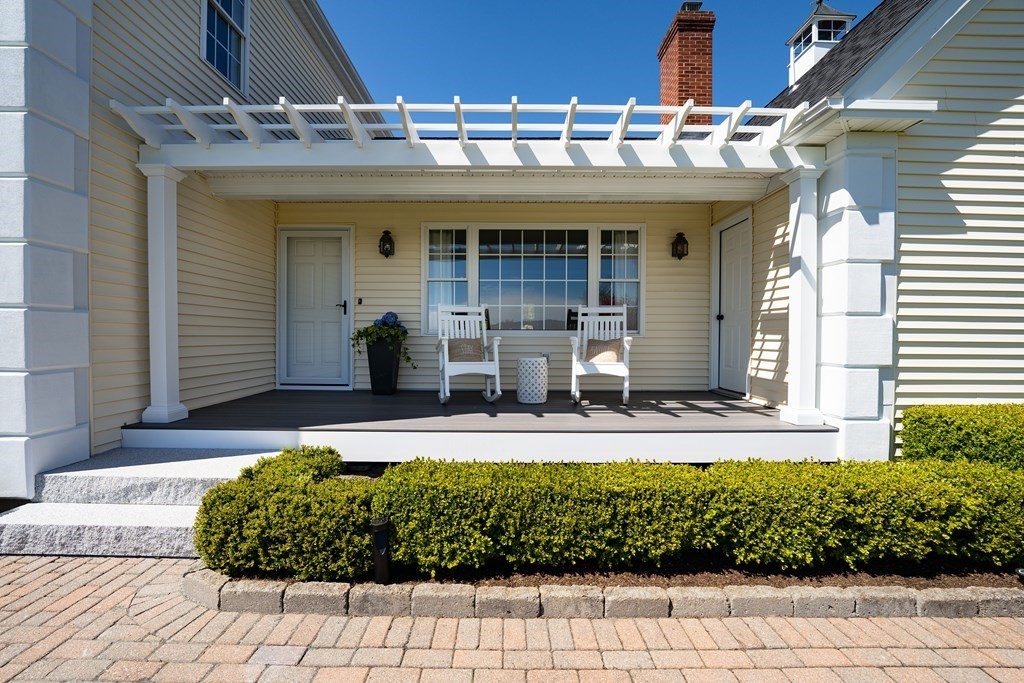 465 Newtown Road Littleton, MA 01460 - Photo 4 of 42 Gallery Image 4