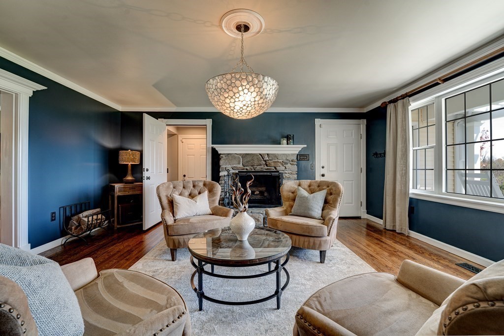 465 Newtown Road Littleton, MA 01460 - Photo 7 of 42 Gallery Image 7