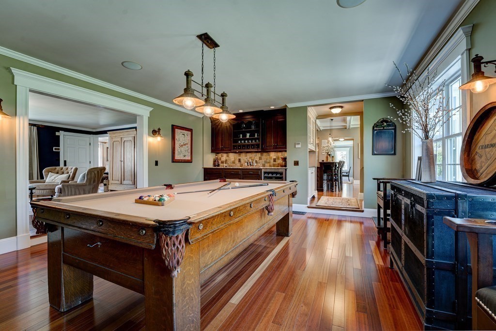 465 Newtown Road Littleton, MA 01460 - Photo 9 of 42 Gallery Image 9