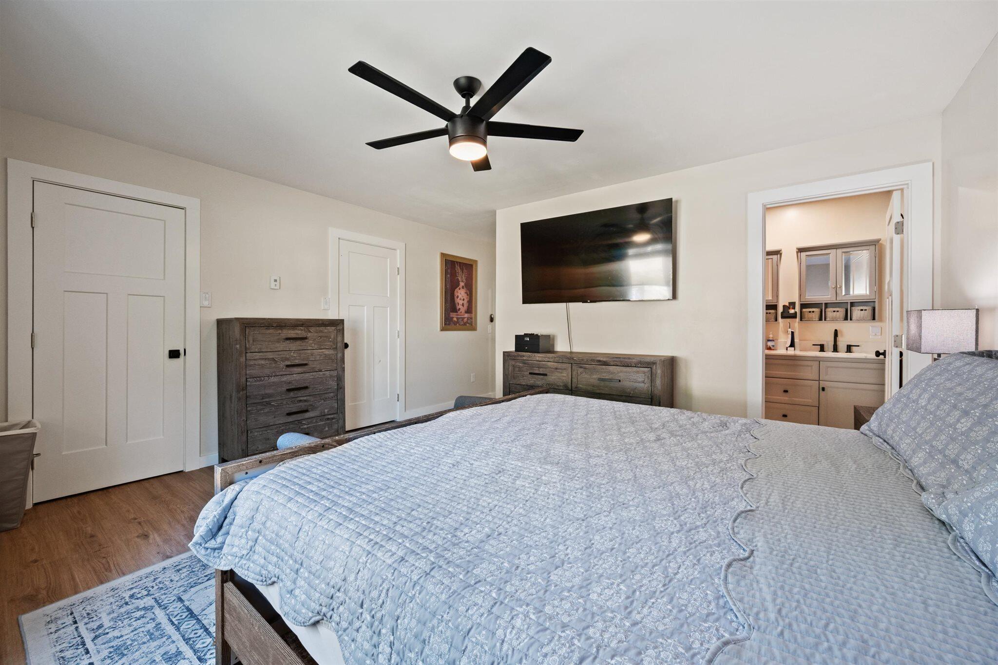 1941 Me-46 Bucksport, ME 04416 - Photo 15 of 40 15-Primary Bedroom