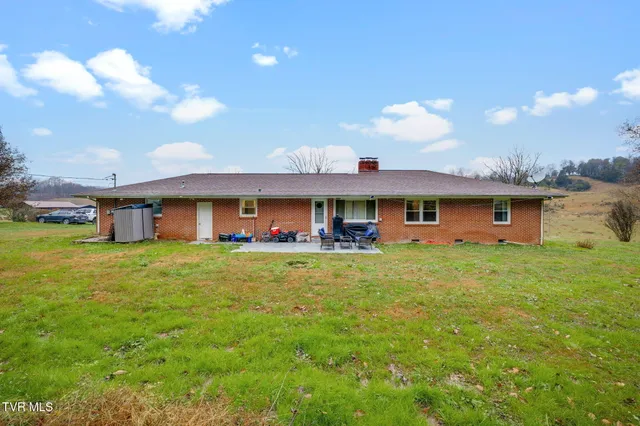 $340,000 | 1722 Pressmens Home Road, Rogersville, TN 37857