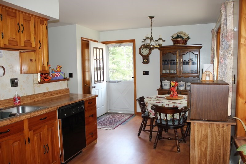 989 Randall Hill Road Springfield, VT 05156 - Photo 11 of 17