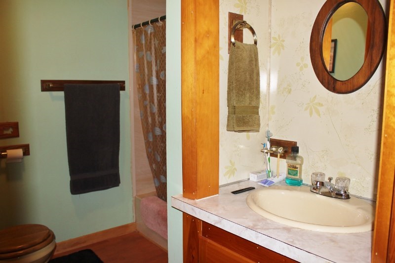 989 Randall Hill Road Springfield, VT 05156 - Photo 13 of 17