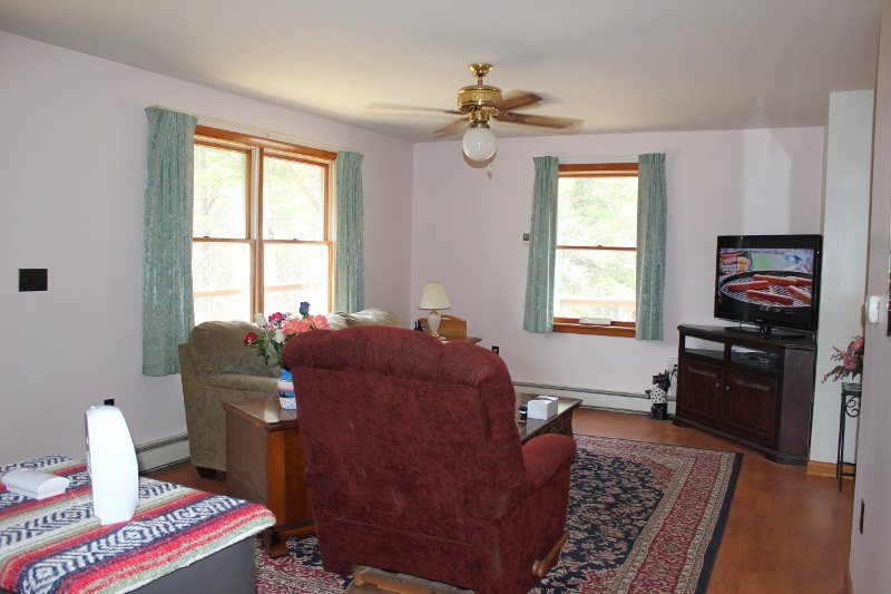 989 Randall Hill Road Springfield, VT 05156 - Photo 8 of 17