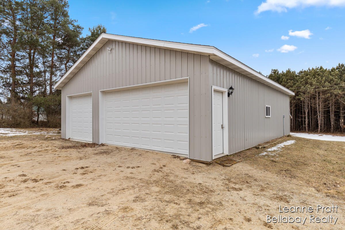 3159 Johnson Road Middleville, MI 49333 - Photo 6 of 40 IMG_1002