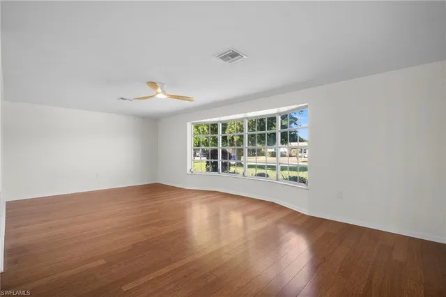 $699,900 | 5091 Westminster Drive, Fort Myers, FL 33919