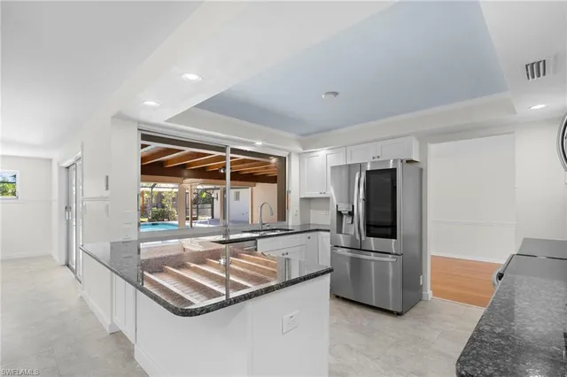 $699,900 | 5091 Westminster Drive, Fort Myers, FL 33919