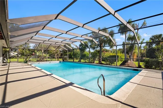 $699,900 | 5091 Westminster Drive, Fort Myers, FL 33919