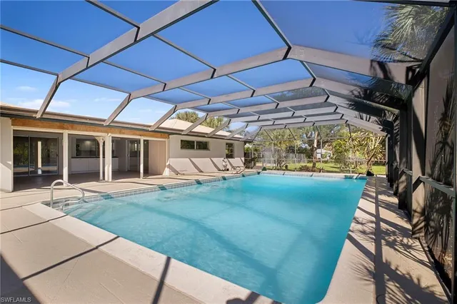 $699,900 | 5091 Westminster Drive, Fort Myers, FL 33919