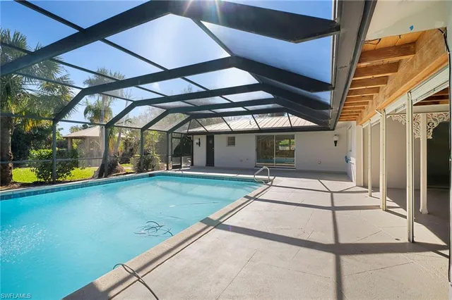 $699,900 | 5091 Westminster Drive, Fort Myers, FL 33919