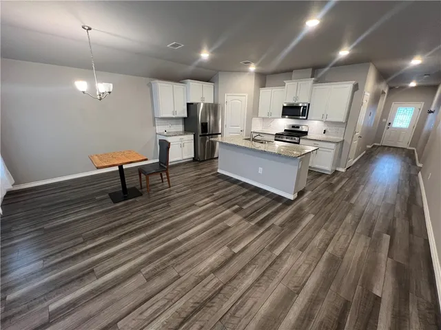 $2,495 | 1353 Regents Pk Lane, Corpus Christi, TX 78415