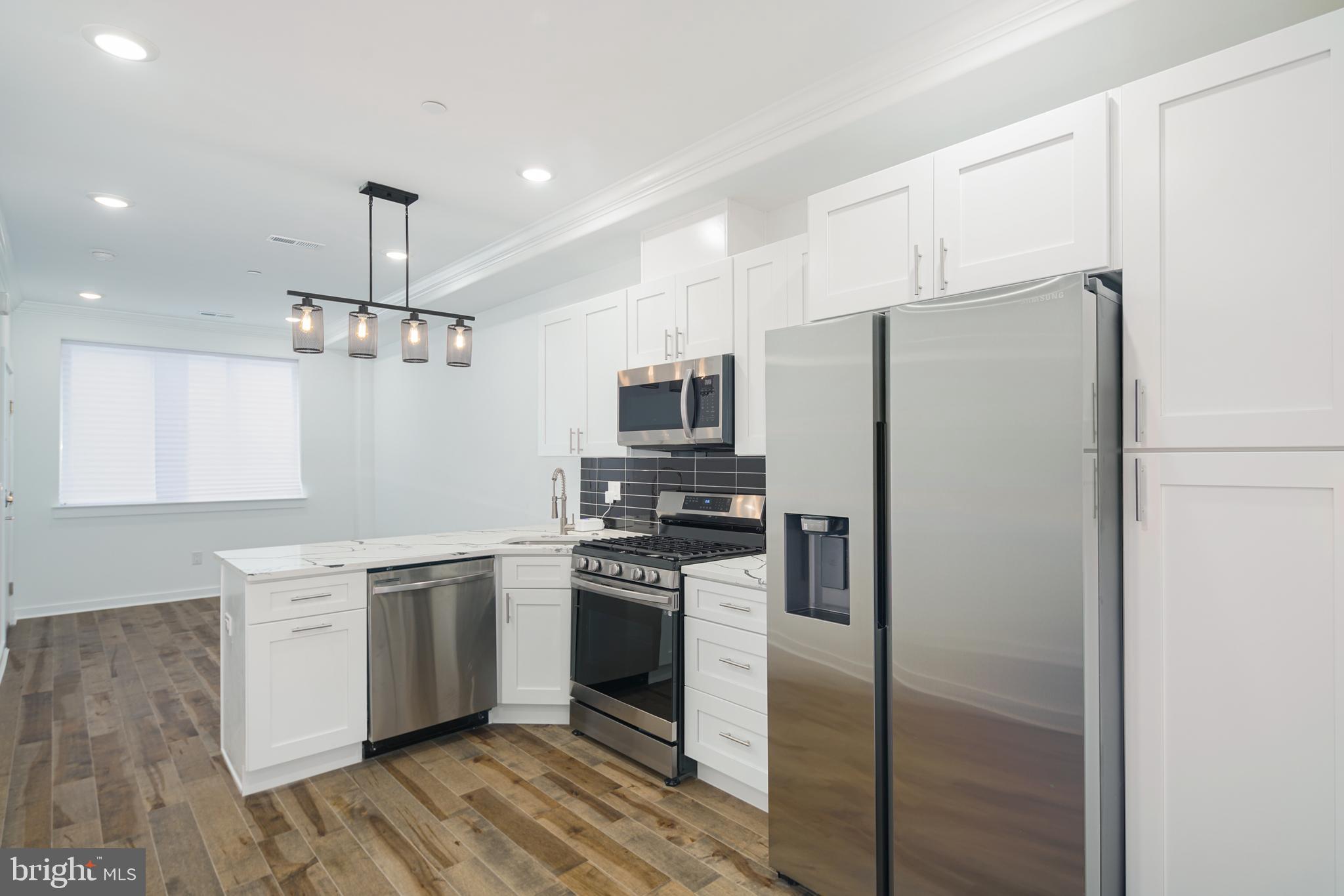 2645 Reed Street Philadelphia, PA 19146 - Photo 25 of 36