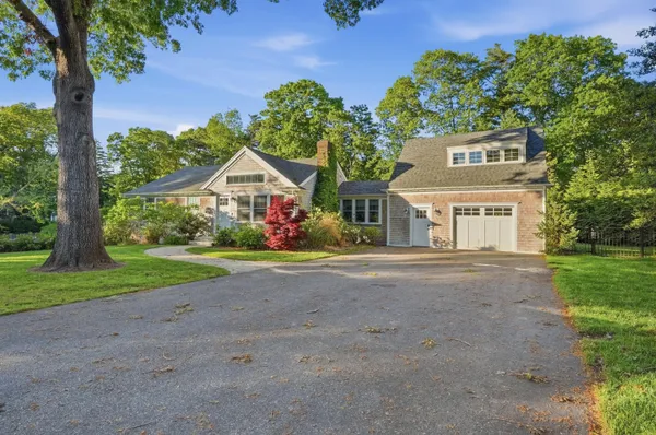 $1,495,000 | 26 Hi Ona Hill Road, Centerville, MA 02632