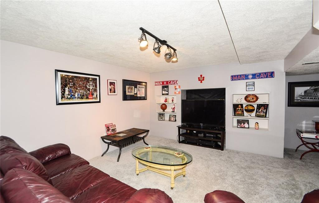5848 Manning Road Indianapolis, IN 46228 - Photo 19 of 24 Gallery Image 19