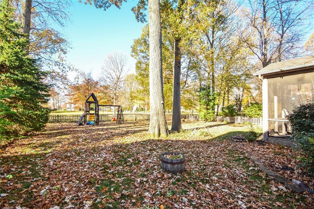 5848 Manning Road Indianapolis, IN 46228 - Photo 23 of 24 Gallery Image 23