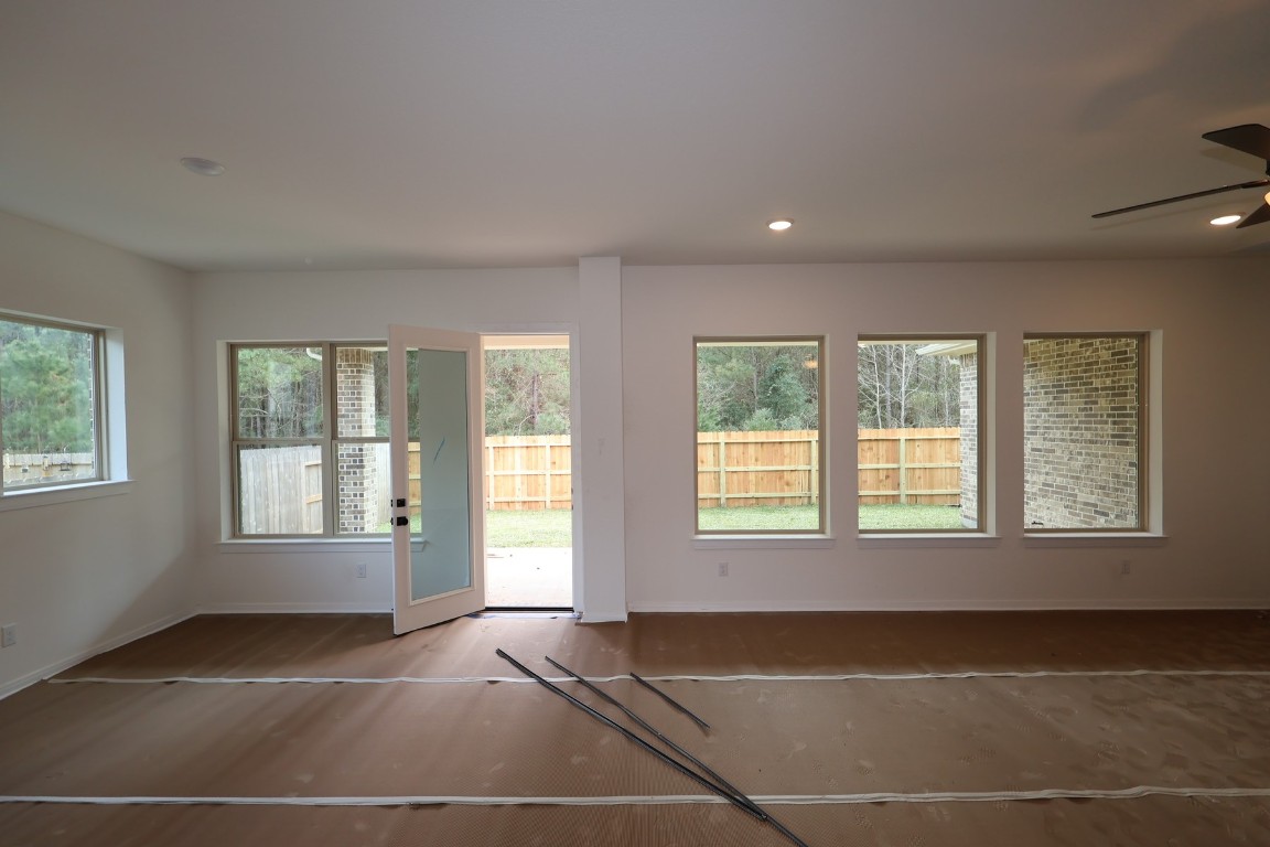 42623 Rustico Road Magnolia, TX 77354 - Photo 8 of 17 a view of an empty room with a window