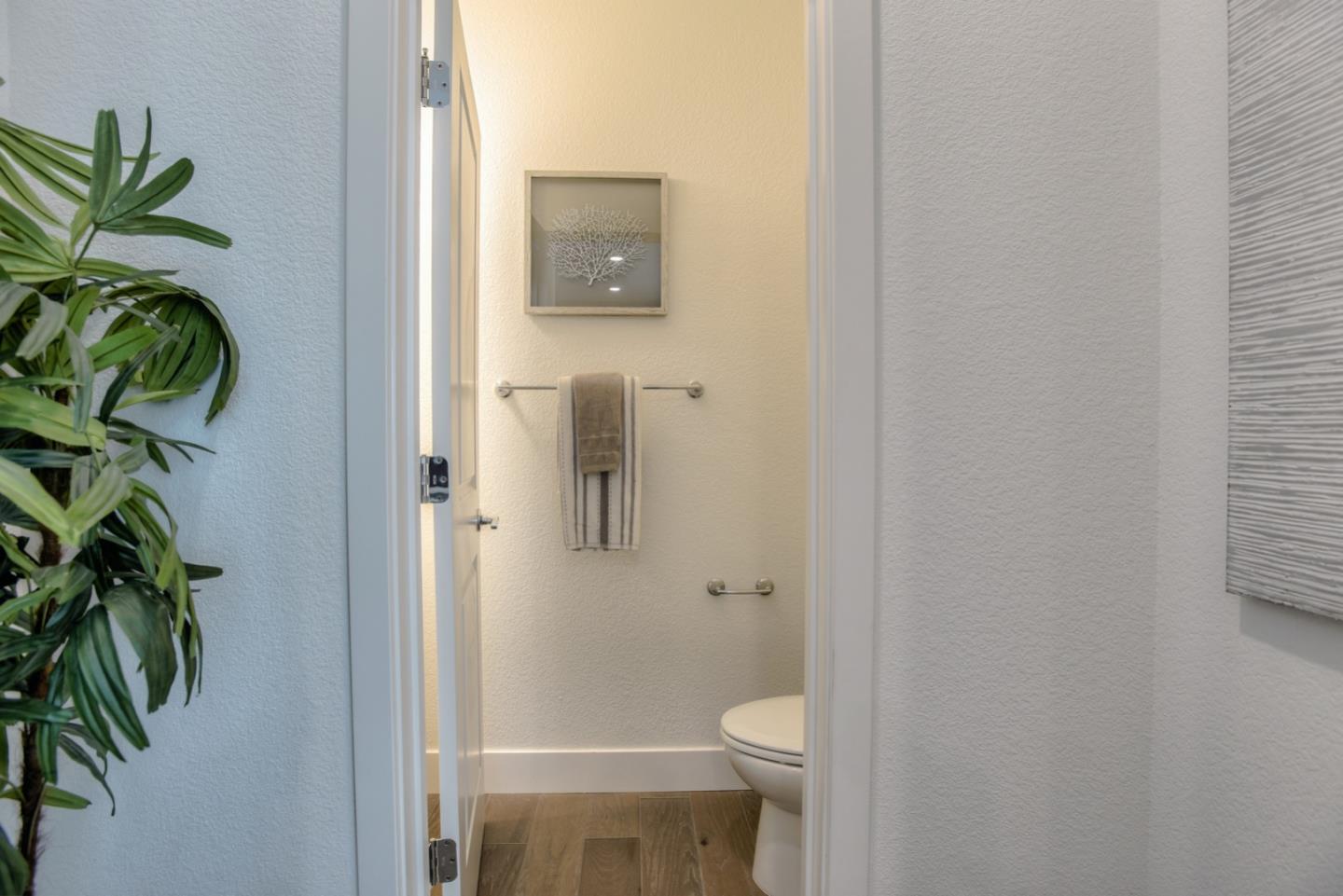 49 Tidal Way San Mateo, CA 94401 - Photo 20 of 25