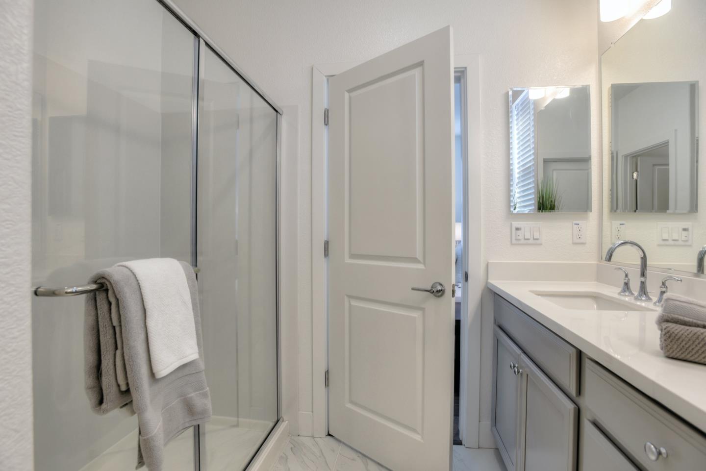 49 Tidal Way San Mateo, CA 94401 - Photo 23 of 25