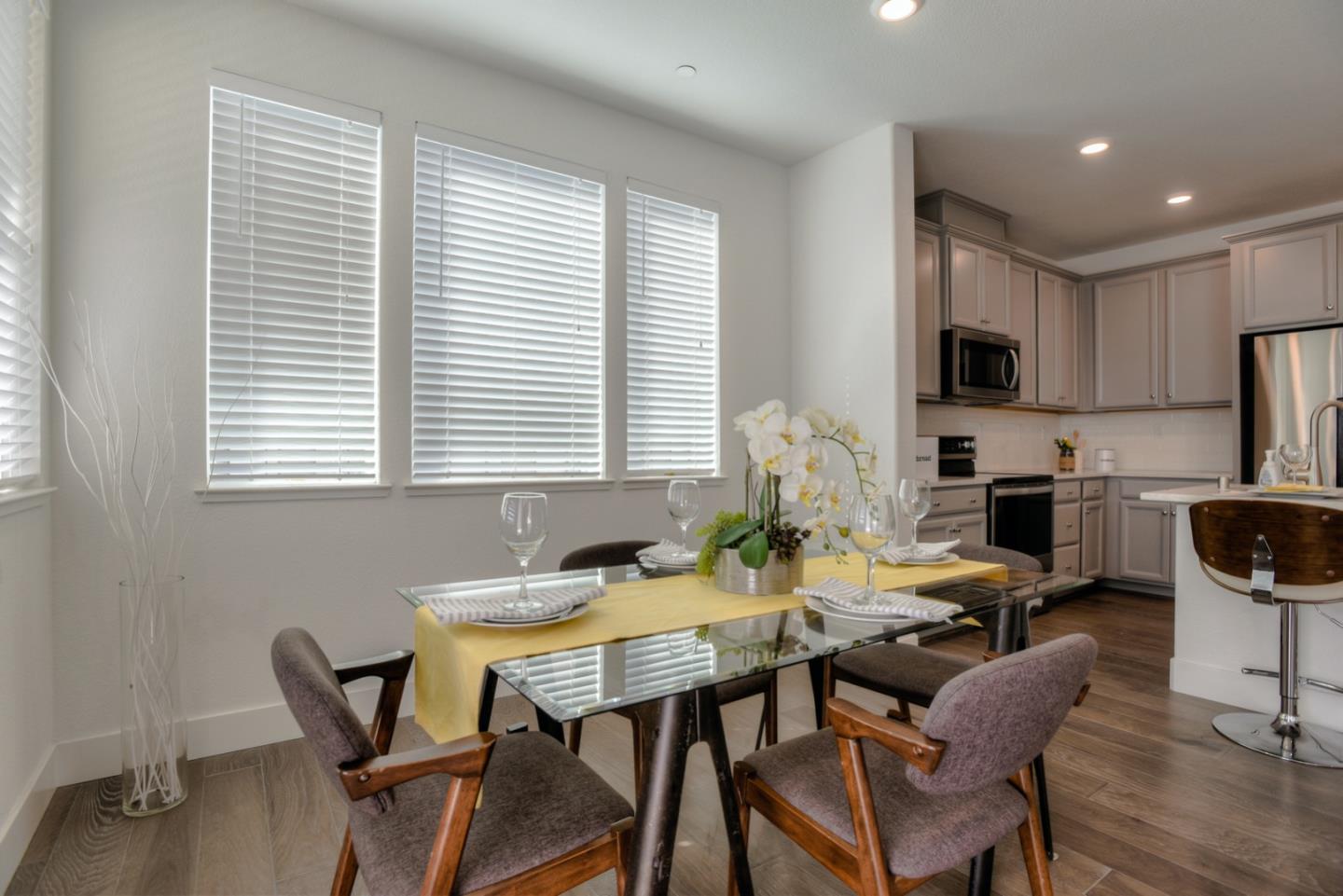 49 Tidal Way San Mateo, CA 94401 - Photo 10 of 25