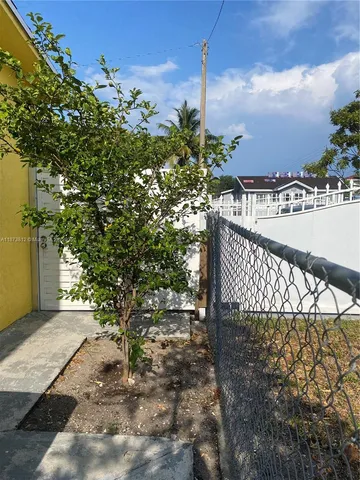 $665,000 | 10440 Northwest 28th Court, Miami, FL 33147