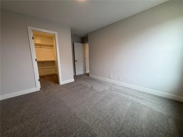 $691,985 | 1813 Southwest Arbormist Drive, Lee's Summit, MO 64082