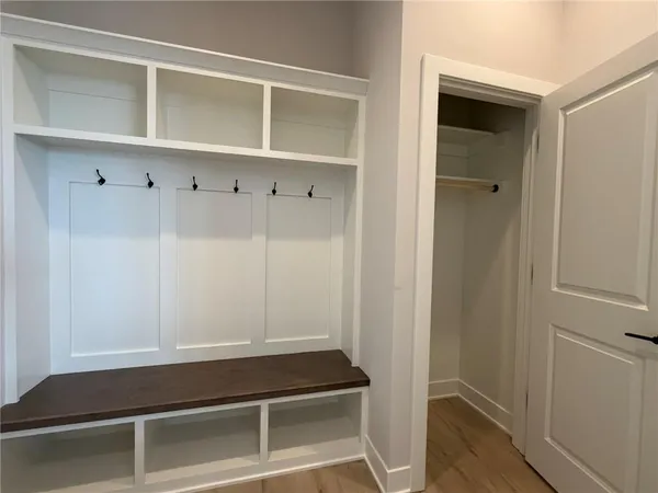 $691,985 | 1813 Southwest Arbormist Drive, Lee's Summit, MO 64082